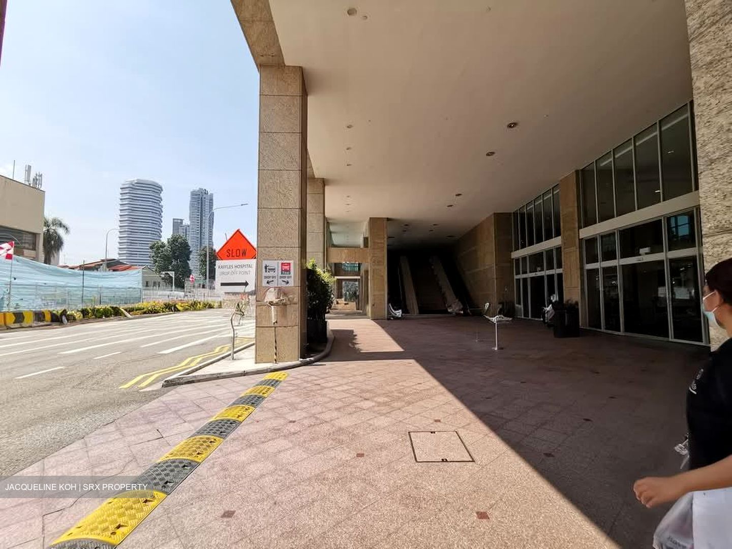 Bugis MRT (D7), Retail #540082351